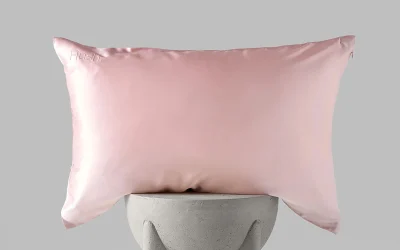 با این مدل های روبالشی ابریشمی هم اتاقت رو جذاب کن و هم از پوست و مو مراقبت کن!