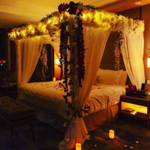 تزیین اتاق خواب عروس با ریسه ال ای دی