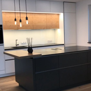 کابینت مدرن طوسی و مشکی