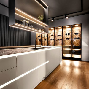 کابینت مدرن سفید و طوسی