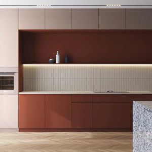 کابینت قرمز تیره آشپزخانه مدرن با بین کابینتی و اپن سفید