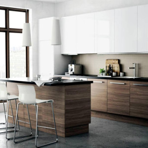 کابینت سفید و قهوه ای تیره ام دی اف در آشپزخانه مدرن جزیره دار