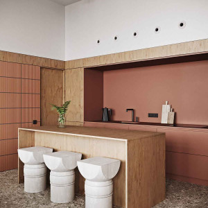 کابینت قرمز و قهوه ای ام دی اف مات در دکوراسیون آشپزخانه مدرن جزیره دار