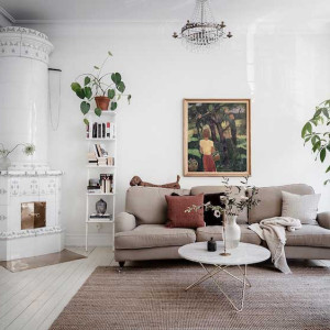 دکوراسیون سفید و قهوه ای هال و پذیرایی